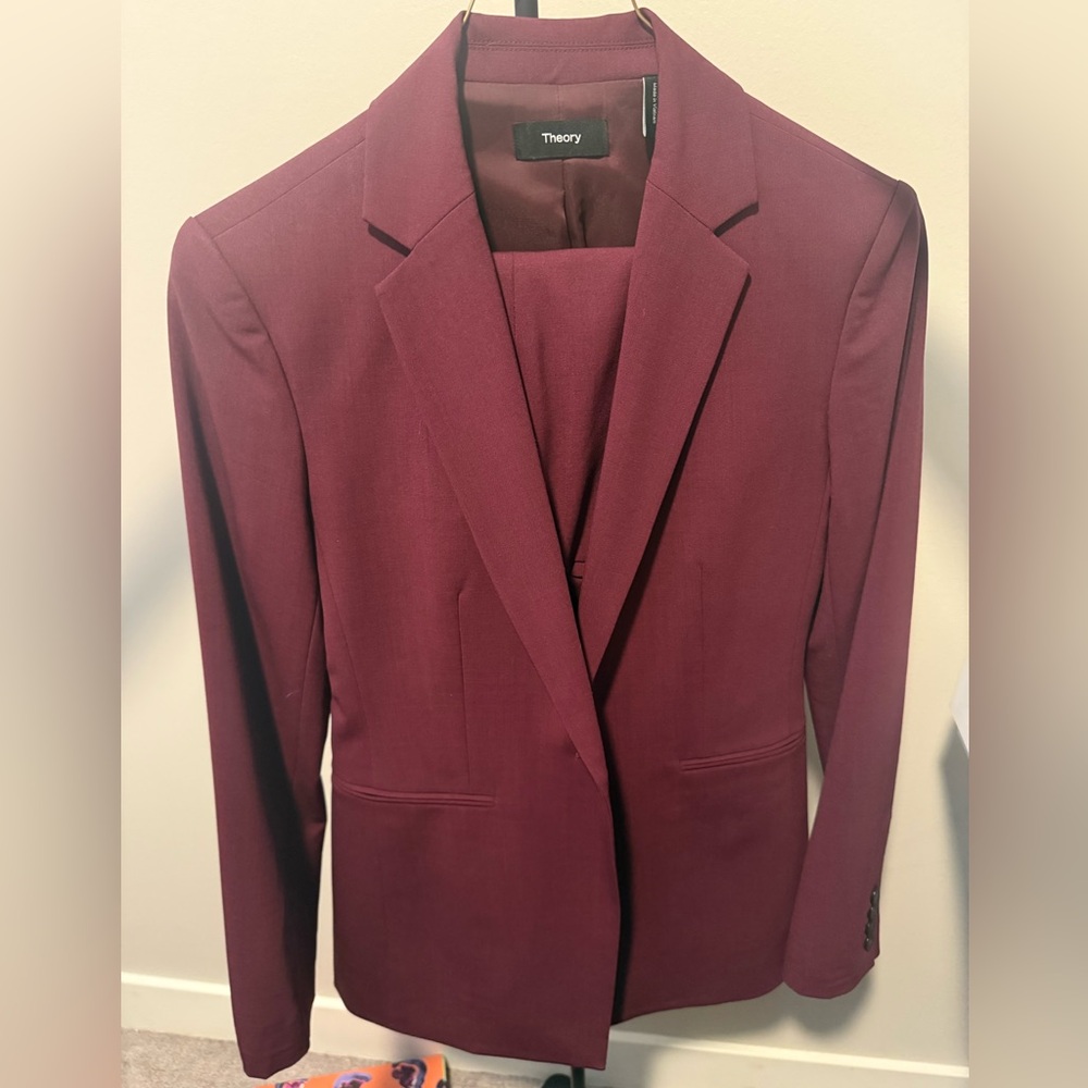 Theory Etiennette Mulberry Blazer (Size 00) and Pants (Size 0) in Good Wool Suit - Picture 3 of 4